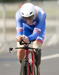 Jozef Metelka na bicykli vonku