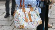 Namiesto kabelky Louis Vuitton darujte akciu: Valentínsky darček, ktorý zarába