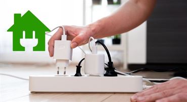 Zmluvné otroctvo končí. Státisíce Slovákov môžu mať lacnejšiu elektrinu