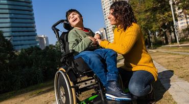 Nové sumy: opatrovateľský príspevok sa od júla zvýši. Čoskoro sa však zruší