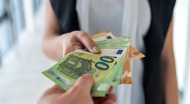 Slováci majú nárok na extra dávku vyše 4 000 eur a ani o nej nevedia. Slúži na jeden účel