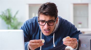 Krypto-pyramída LWEX padla. Prestala vyplácať, asi 30 000 ľudí prišlo o peniaze