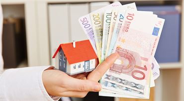 Slováci môžu mesačne ušetriť 150 eur na hypotéke a často o tom ani nevedia