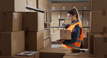 Zákazníci neprevzali tovar z e-shopu. Podľa súdov musia platiť, hoci mohli odstúpiť