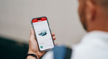 Lístky na vlak si kúpime po novom, ZSSK testuje novinku, ktorá zmení cestovanie