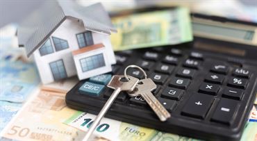 VEĽKÝ PREHĽAD: Koľko najviac a koľko najmenej vám požičia banka na bývanie?