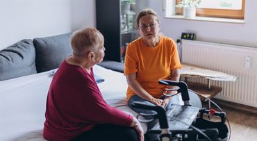 Tisíce opatrovateľov si prilepšia: Od januára sa ich dôchodky zásadne menia 