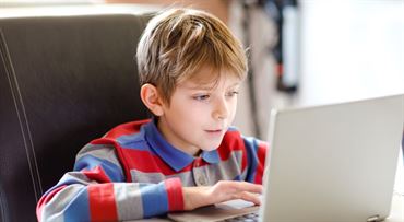 Internet pre deti môžete mať zadarmo, štát vám ho po splnení podmienok zaplatí