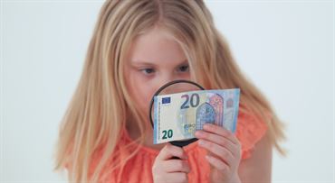 Daňový bonus v roku 2026? Vypočítali sme, koľko dostanete k výplate (príklady)