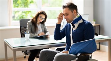 Slováci môžu získať stovky eur mesačne po úraze: Poznáme presný postup, ako na to