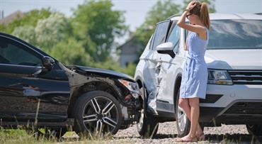 Slováci kupujú stále drahšie autá. Aké finančné riziko pri tom prehliadajú?