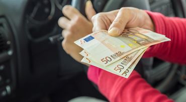 Čaká nás tvrdý zásah štátu pri PZP, asociácie už bijú na poplach. Čo sa zmení?