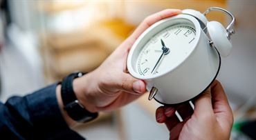 Kedy sa mení čas? Slováci si opäť posunú hodiny v októbri (+ dátumy)