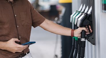 Konečne úspora na pumpách? Pozrite, ako sa menia ceny benzínu a nafty