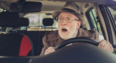 Nové pravidlá pre vodičov: veľká zmena pre seniorov za volantom