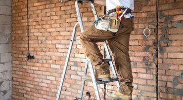 Je výhodnejšie prerábať alebo kúpiť nový byt? Prekvapivá matematika rekonštrukcie