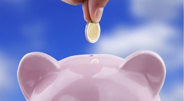 Známa stavebná sporiteľňa končí s medziúvermi a sporením. Čo to znamená pre ľudí?