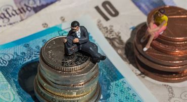 Nepochodili ste u známych ani v banke? Skúste kolektívnu pôžičku