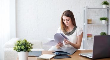 Udalosti týždňa: Samsung spustil platby hodinkami, povinnosti študentov so sirotským a s čím končí Slovenská sporiteľňa?