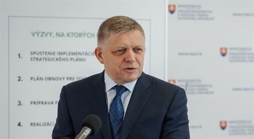 Odmenu 800 eur dostane viac zamestnancov na Slovensku, prispeje na to vláda