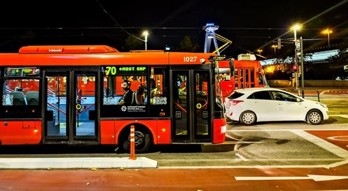 Nové kĺbové autobusy už vyrazia do ulíc. Dopravný podnik spúšťa veľkú obnovu MHD