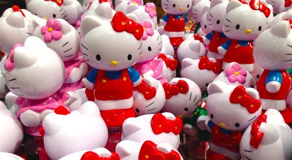 Milionárka Hello Kitty oslavuje 50 rokov. Ľudia si myslia, že je mačka