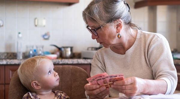 Expert bije na poplach: Dôchodky Slovákov sú ohrozené