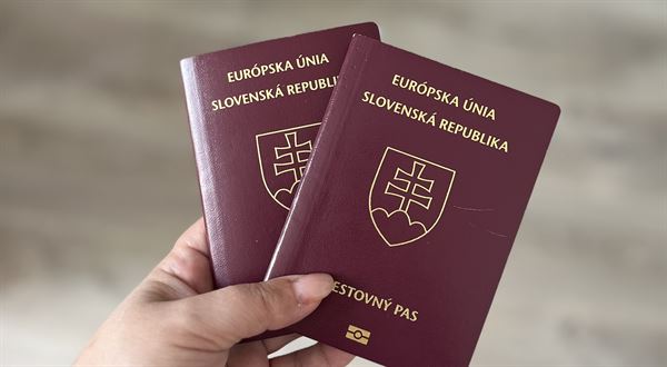 Ako vybaviť pas v roku 2025 + 2 tipy, ktoré môžu ušetriť vašu peňaženku