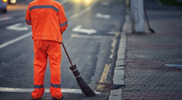 Potvrdené: minimálna mzda stúpne o 100 eur, s ňou vzrastú príplatky za nočné a sviatky