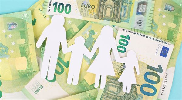 Až 140 eur na dieťa? Opozícia navrhuje návrat k štedrejším príspevkom