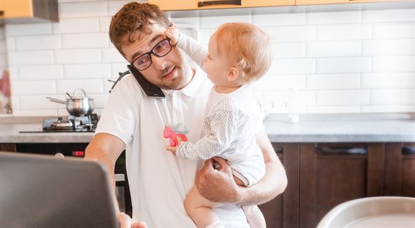 Ako si daňový bonus na dieťa uplatňuje živnostník? Po novom sa mu bude krátiť