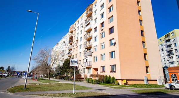Chcete platiť lacný štátny nájom? Ministerstvo dopravy chce meniť podmienky
