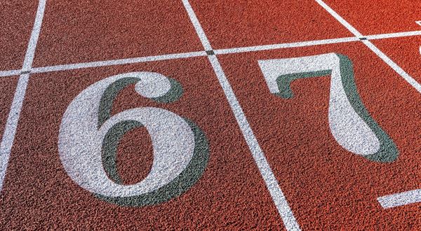 Čo znamená 6-7? Virálny nezmyselný výraz sa stal slovom roka 2025