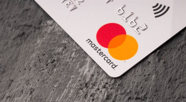 Držitelia kariet Mastercard prídu o bezplatné vstupy do letiskových salónikov
