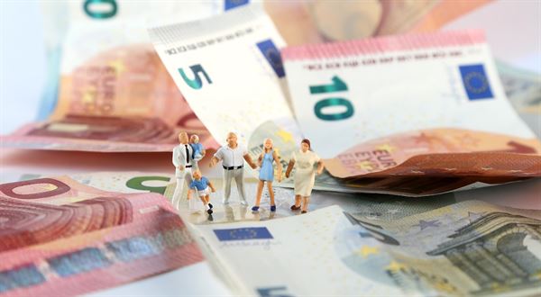 Dve chyby pri peniazoch a falošné investície. Na čom ľudia najčastejšie prerábajú?