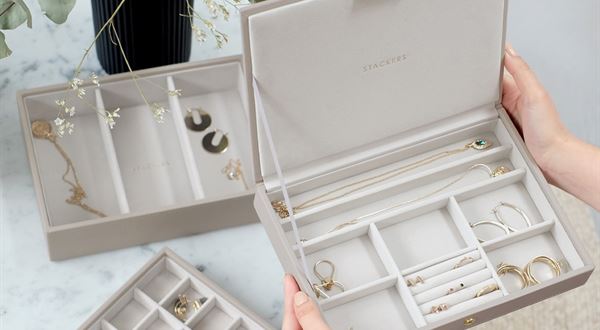 Ako sa starať o zlaté a strieborné šperky, aby si zachovali hodnotu aj krásu