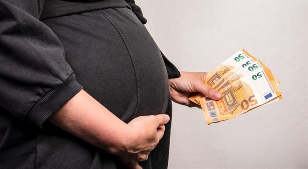 Tehotenská dávka od januára stúpla. Sumu vám vypočíta nová kalkulačka