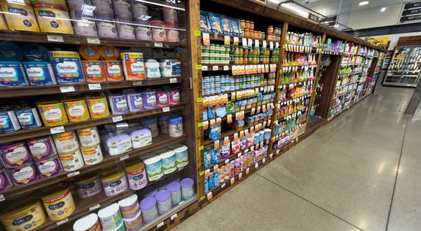 Úrady varujú rodičov: nepoužívajte tieto šarže dojčenskej výživy