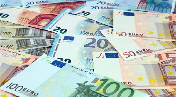 Minimálna mzda vzrastie v roku 2021 až na sumu 623 eur