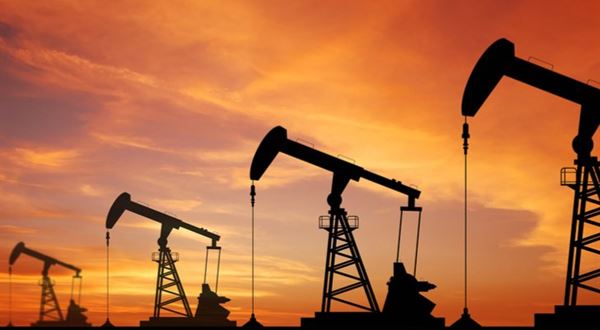Komentár: Poklesu ceny ropy môže byť onedlho koniec