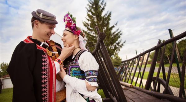 Od zimy do jari: takto sa na Slovensku oslavujú fašiangy