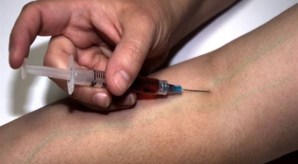 Životné poistenie a očkovanie? Neúčinnosť vakcíny už kryje aj poistka