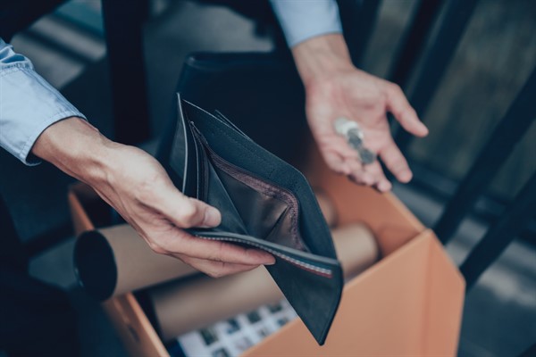 Menšia výplata? Ako vám zamestnávateľ môže znížiť mzdu v roku 2023?