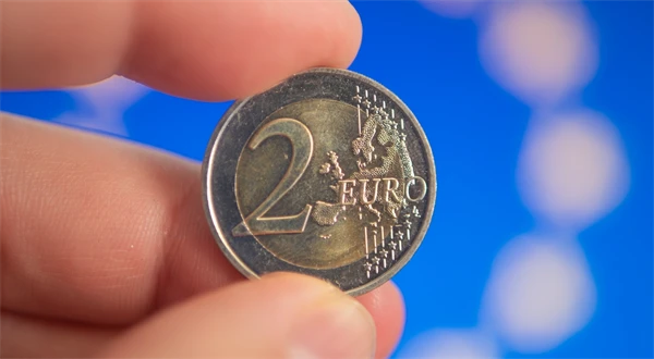 Nemáte náhodou vo vrecku poklad? Tieto euromince môžu mať hodnotu až 5 000 eur
