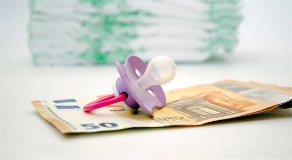 Od januára si viacerí rodičia prilepšia. Pozrite si, ako sa zvýšia dávky a príspevky