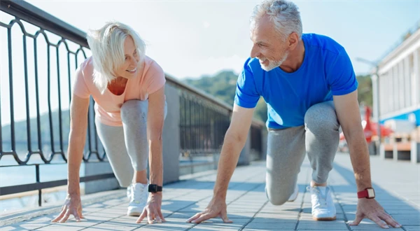 Nový odhad: Dôchodky majú byť v roku 2026 vyššie, toto číslo rozhodne o všetkom