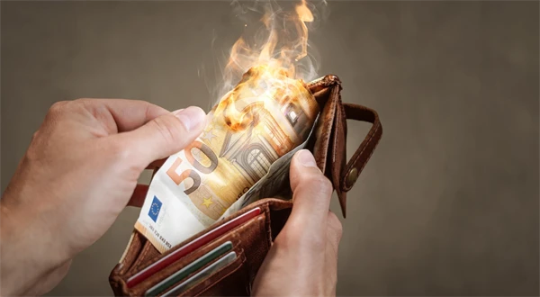 Inflácia v októbri spomalila na 3,7 %: Čo to znamená pre mzdy, úspory a ceny potravín?