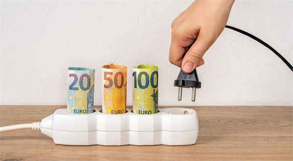 Potvrdené: elektrina v roku 2026 výrazne zdražie, ale štát ju zadotuje
