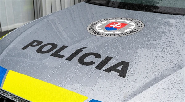 Zákon má prilákať policajtov späť do služby. Kamenický upozorňuje na nerovnosť