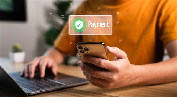 Platenie kartou cez internet bezpečnejšie: Slovenská banka sa pridáva ku Click to Pay